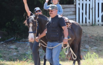 PROYECTO DE EQUINOTERAPIA PARA NIÑOS Y NIÑAS AUTISTAS