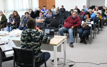 ÚLTIMA CHARLA SOBRE ENTREGA DE PLÁSTICOS DE UN SOLO USO