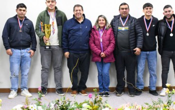 PREMIAMOS A EQUIPOS DESTACADOS EN TORNEO MUNICIPAL DE FÚTBOL 2025